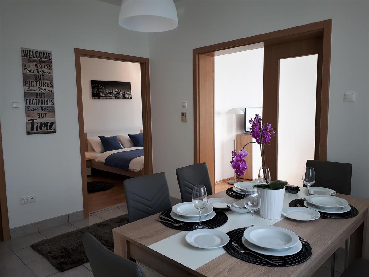 Hanna Apartman Buk Exterior photo